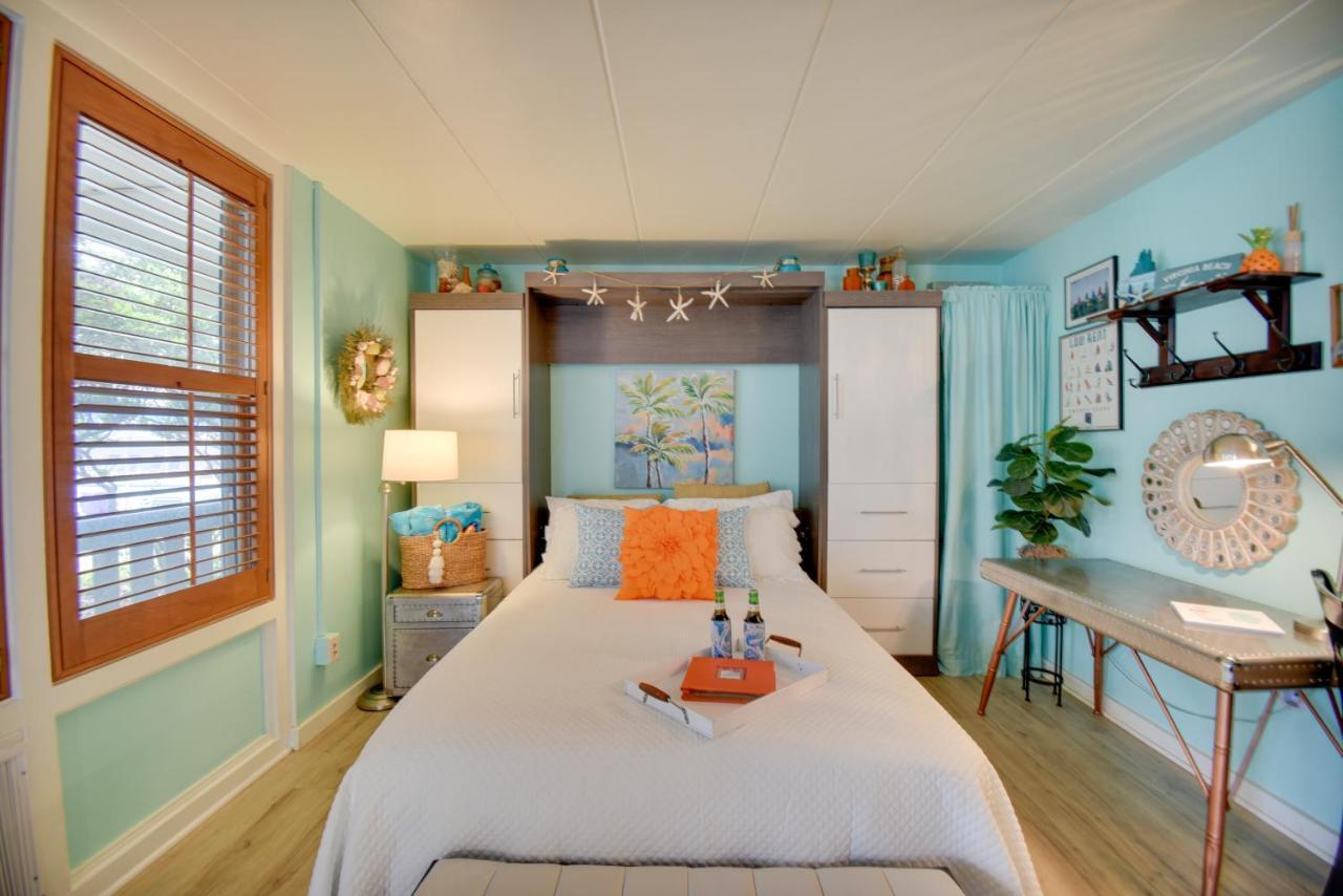Chic Virginia Beach Retreat - Pool, Steps To Beach Eksteriør bilde